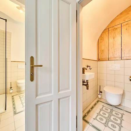Fara Apartament *