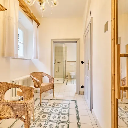 Apartment Fara *
