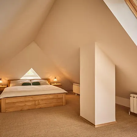 Apartment Fara *