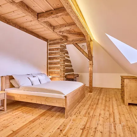 Apartment Fara *