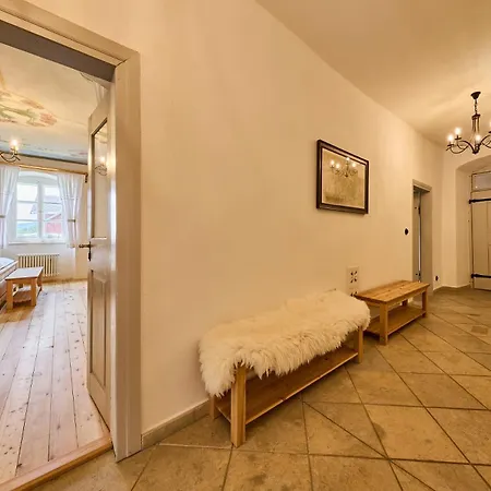 Fara Apartment